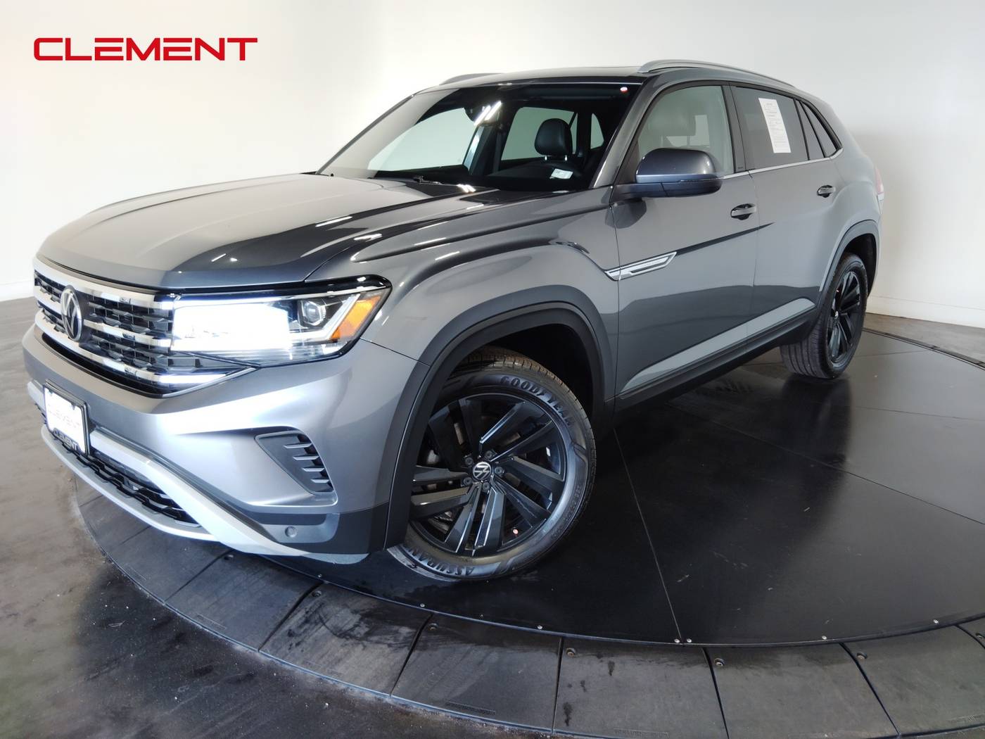 2021 Volkswagen Atlas Cross Sport SE with Technology — SUV — 29,852 mi — Florissant, MO