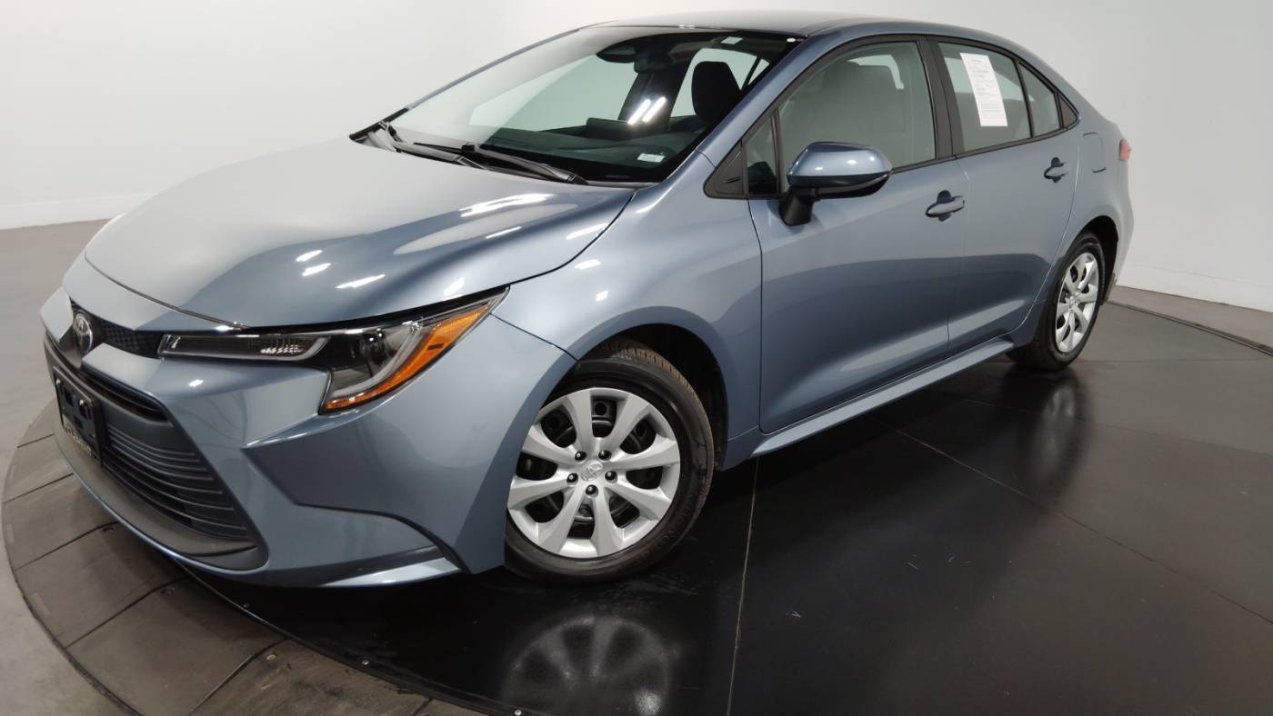 2024 Toyota Corolla LE — Sedan — 28,520 mi — Florissant, MO
