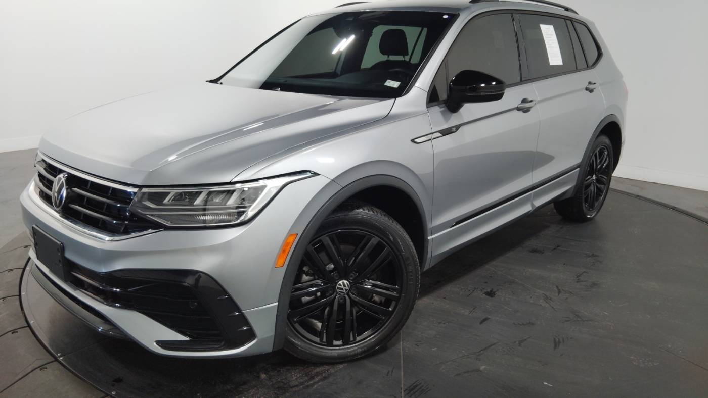 2022 Volkswagen Tiguan SE R-Line Black — SUV — 52,382 mi — Florissant, MO