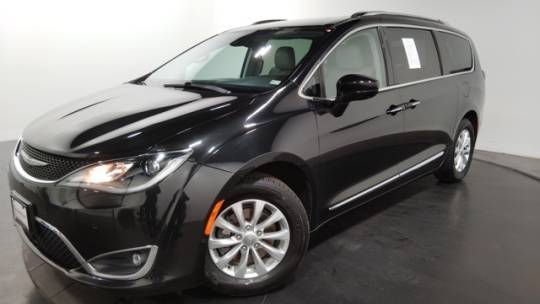 2019 Chrysler Pacifica Touring L — Minivan — 92,538 mi — Florissant, MO