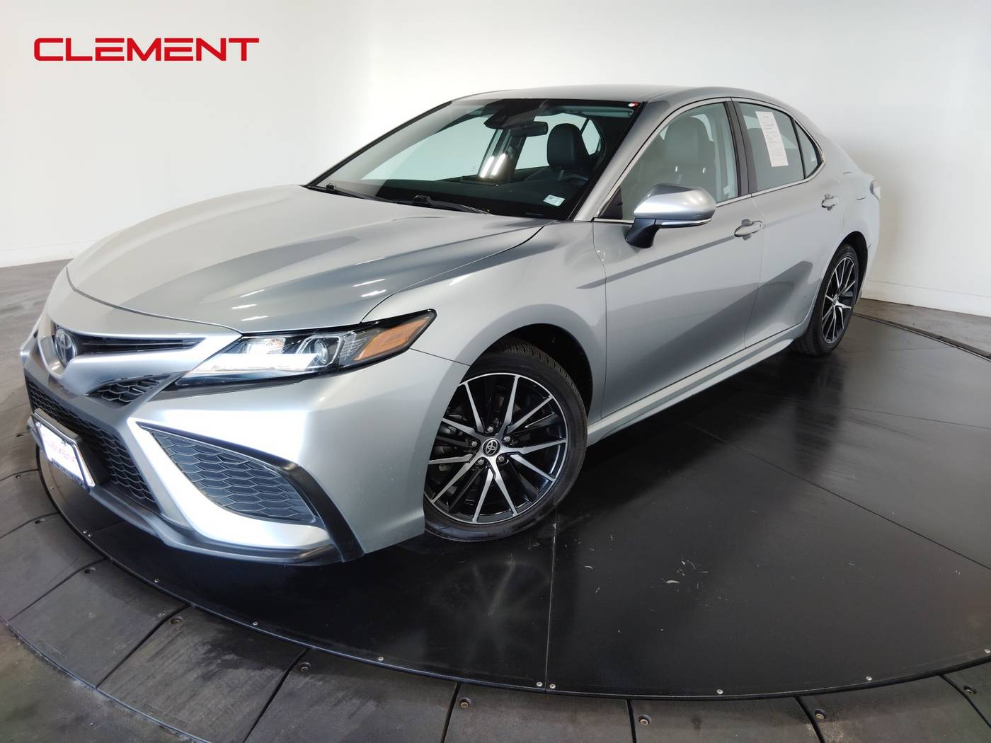 2023 Toyota Camry SE — Sedan — 55,338 mi — Florissant, MO