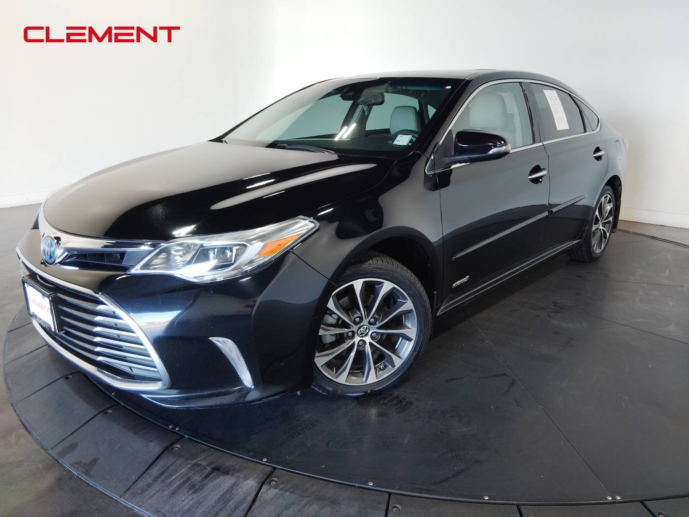 2018 Toyota Avalon Hybrid XLE Premium — Sedan — 101,172 mi — Florissant, MO