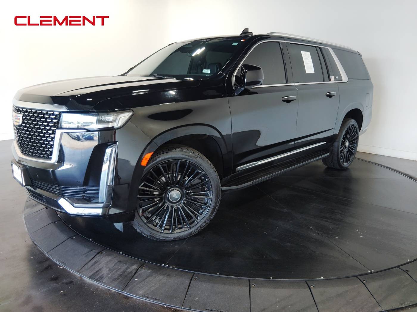 2023 Cadillac Escalade Luxury — SUV — 81,984 mi — Florissant, MO