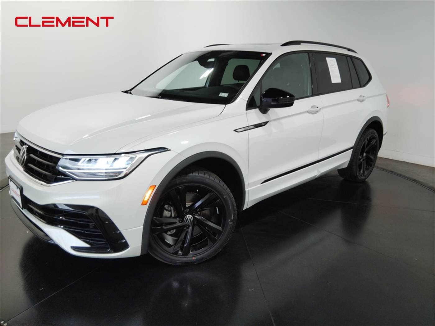 2023 Volkswagen Tiguan SE R-Line Black — SUV — 37,656 mi — Florissant, MO