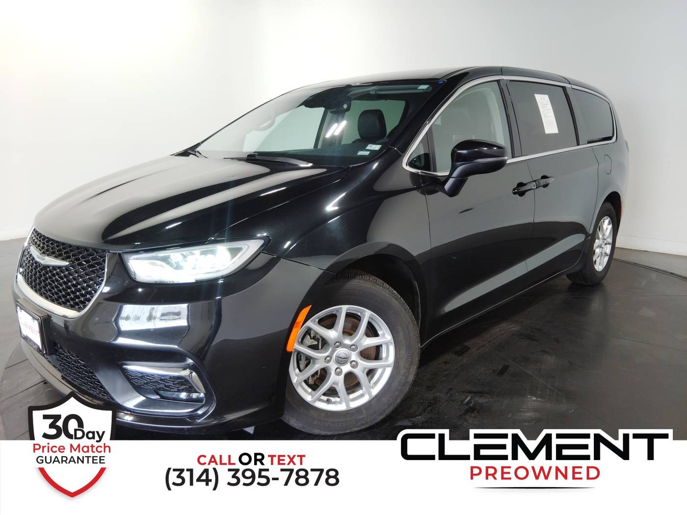 2023 Chrysler Pacifica Touring L — Minivan — 73,721 mi — Florissant, MO