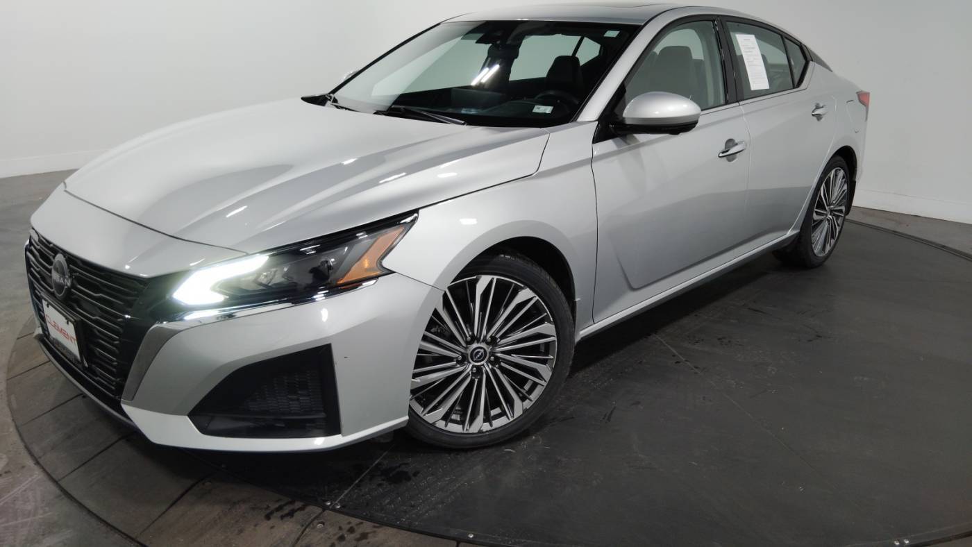 2023 Nissan Altima SL — Sedan — 21,524 mi — Florissant, MO