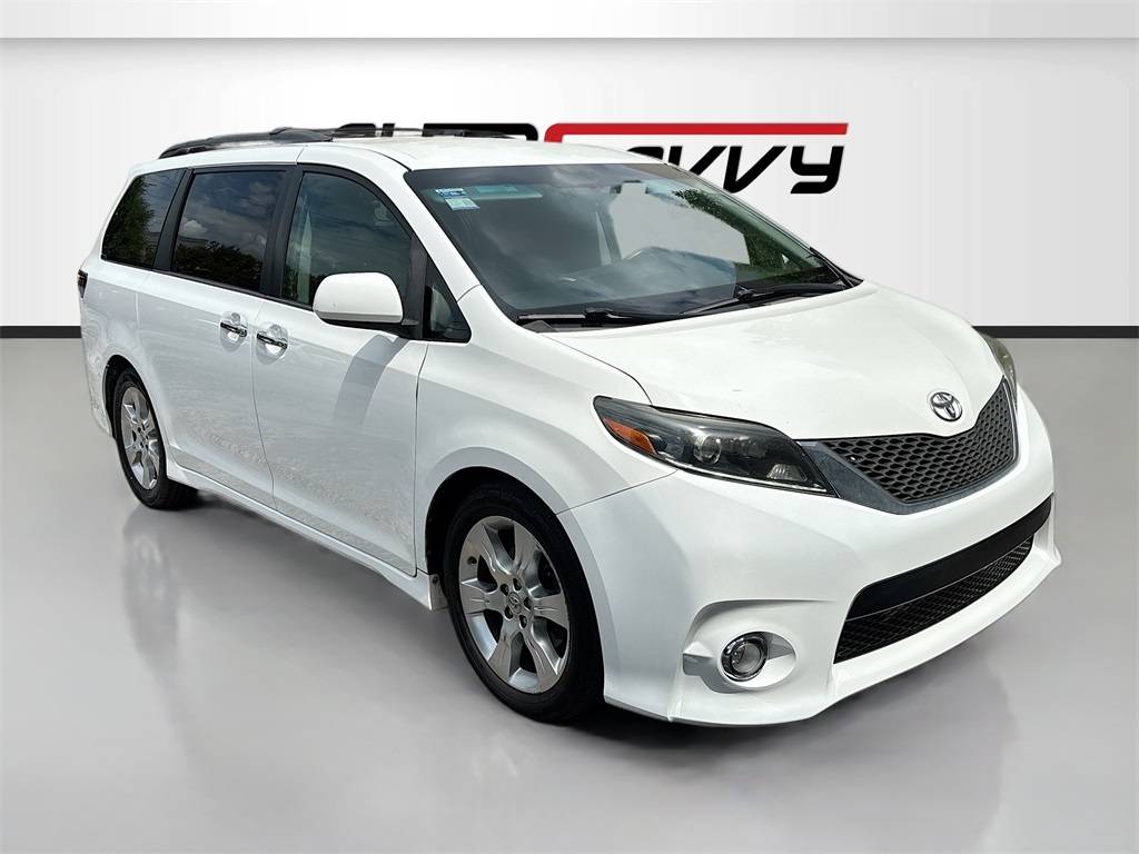 2017 Toyota Sienna L — Minivan — 121,954 mi — San Antonio, TX
