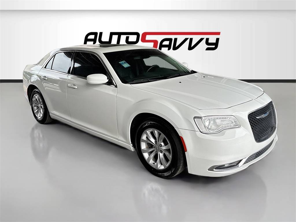 2018 Chrysler 300 Touring L — Sedan — 47,718 mi — San Antonio, TX
