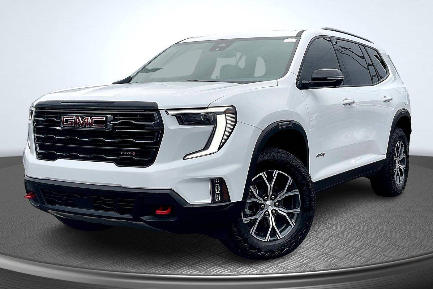 2025 GMC Acadia AT4 — SUV — 5,810 mi — Crystal Lake, IL