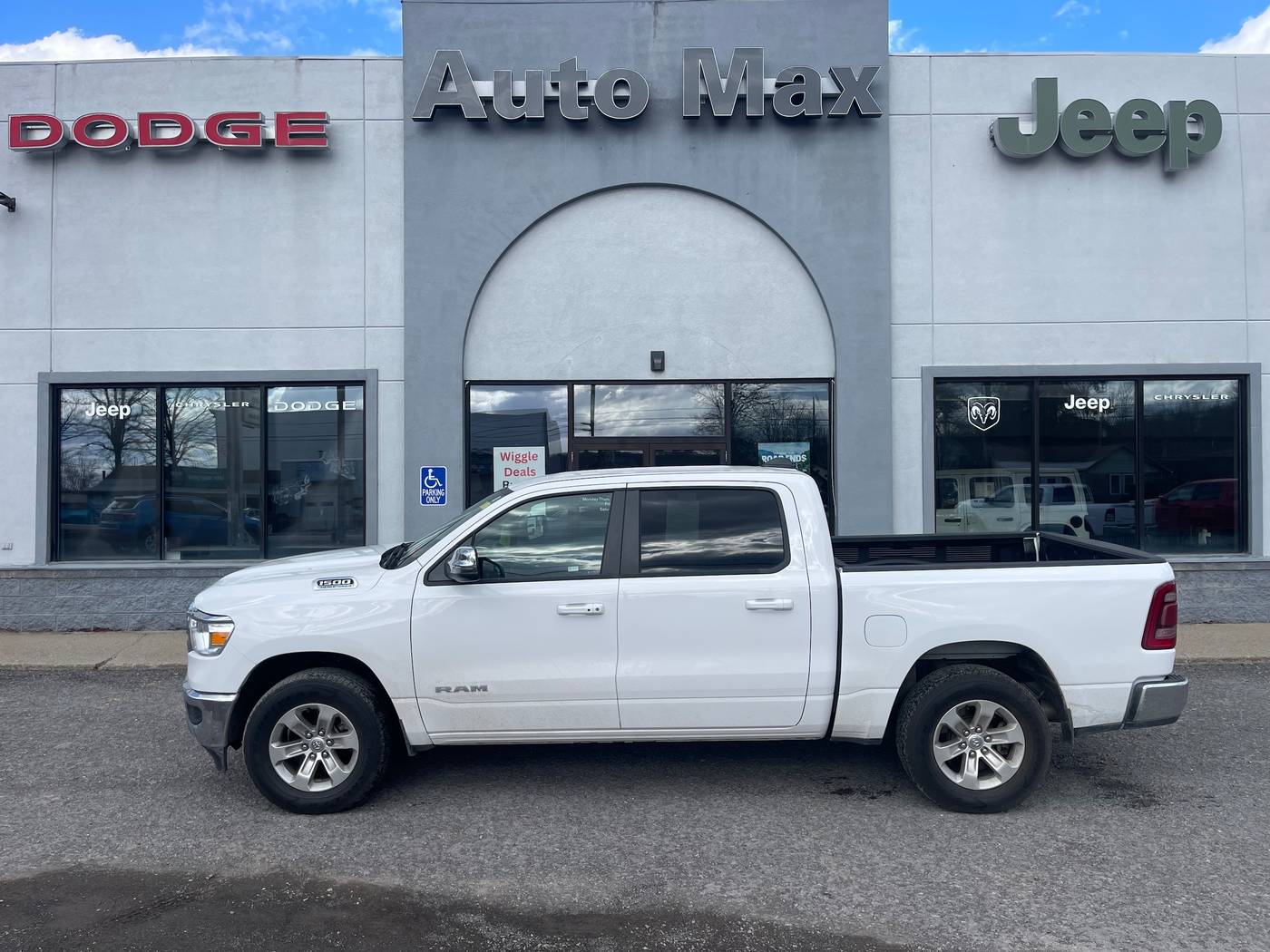 2024 Ram 1500 Laramie — Pickup Truck — 17,012 mi — Morgantown, WV