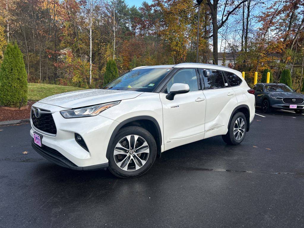 2020 Toyota Highlander Hybrid XLE — SUV — 110,334 mi — Claremont, NH