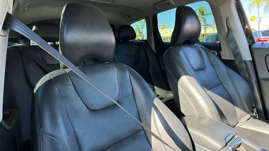 Volvo xc60 rear facing hotsell car seat