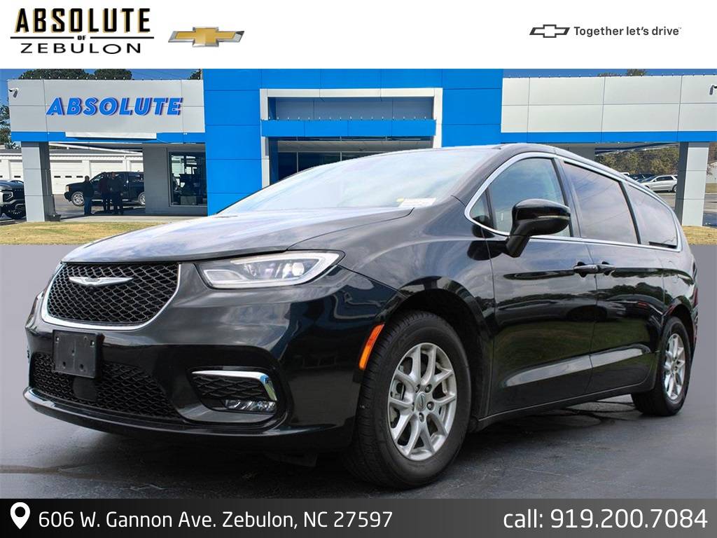 2023 Chrysler Pacifica Touring L — Minivan — 59,076 mi — Zebulon, NC