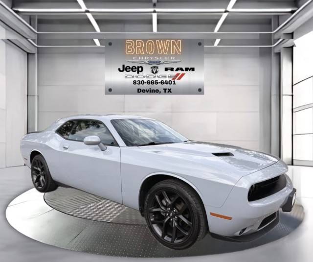 2022 Dodge Challenger SXT