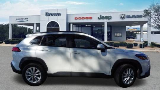 2022 Toyota Corolla Cross LE — SUV — 15,272 mi — Devine, TX