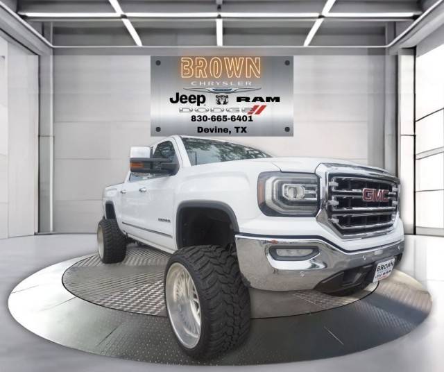 2018 GMC Sierra 1500 SLT — Pickup Truck — 66,532 mi — Devine, TX