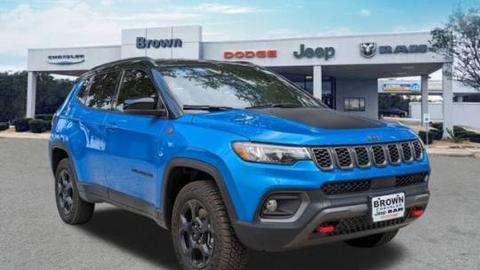 2024 Jeep Compass Trailhawk — SUV — 25 mi — Devine, TX