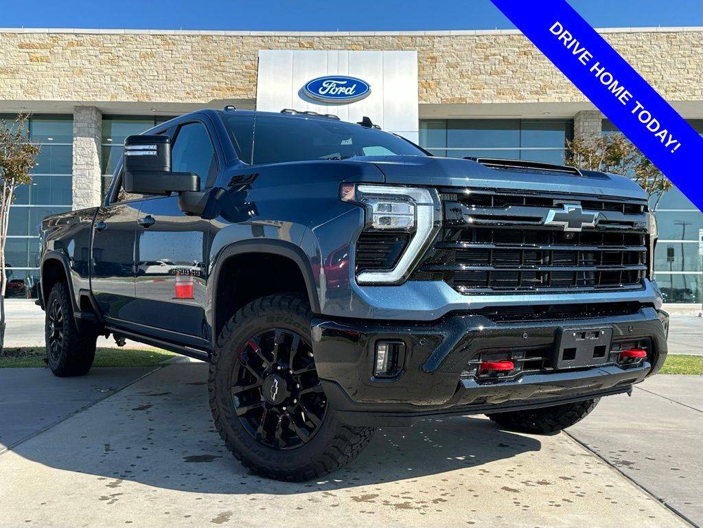 2025 Chevrolet Silverado 2500HD LT — Pickup Truck — 3,035 mi — Prosper, TX