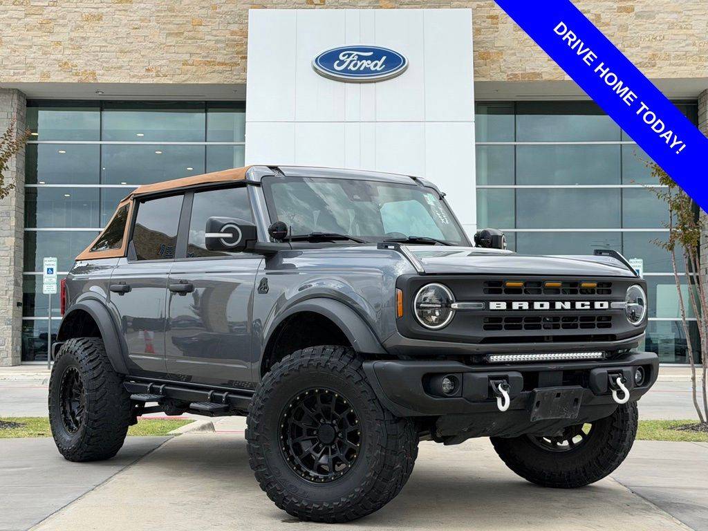 2022 Ford Bronco Black Diamond