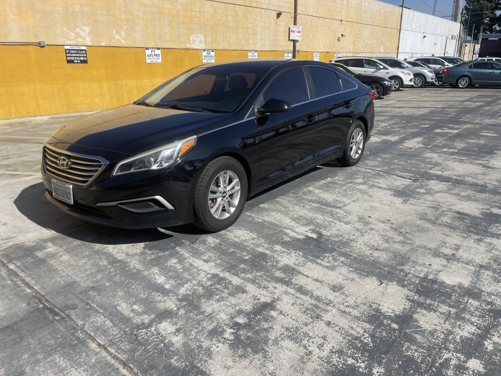 2017 Hyundai Sonata Base — Sedan — 108,890 mi — Fullerton, CA