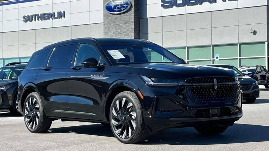 2024 Lincoln Nautilus Reserve — SUV — 1,919 mi — Kingston, TN