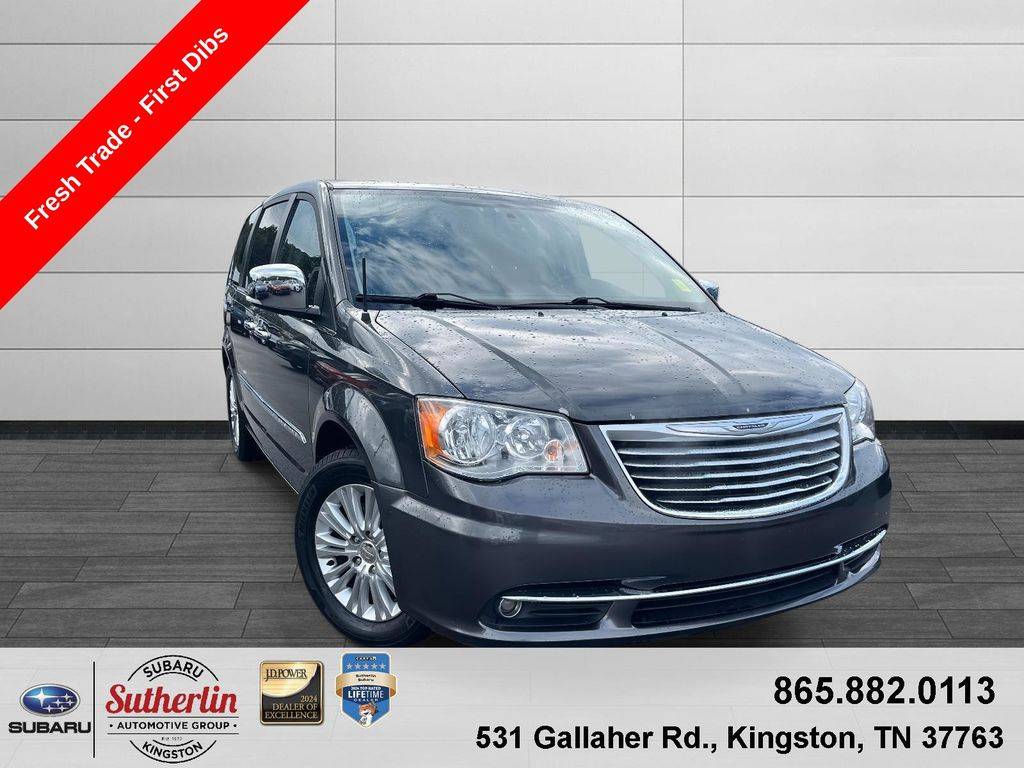 2016 Chrysler Town & Country Limited — Minivan — 133,850 mi — Kingston, TN