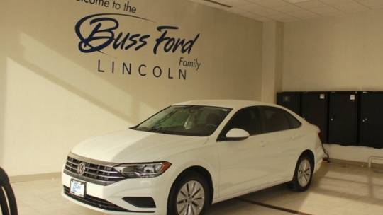 2019 Volkswagen Jetta SE — Sedan — 126,066 mi — Mchenry, IL