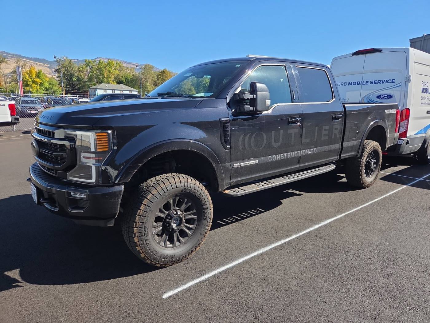 2020 Ford Super Duty F-350 Lariat — Pickup Truck — 86,928 mi — Ashland, OR