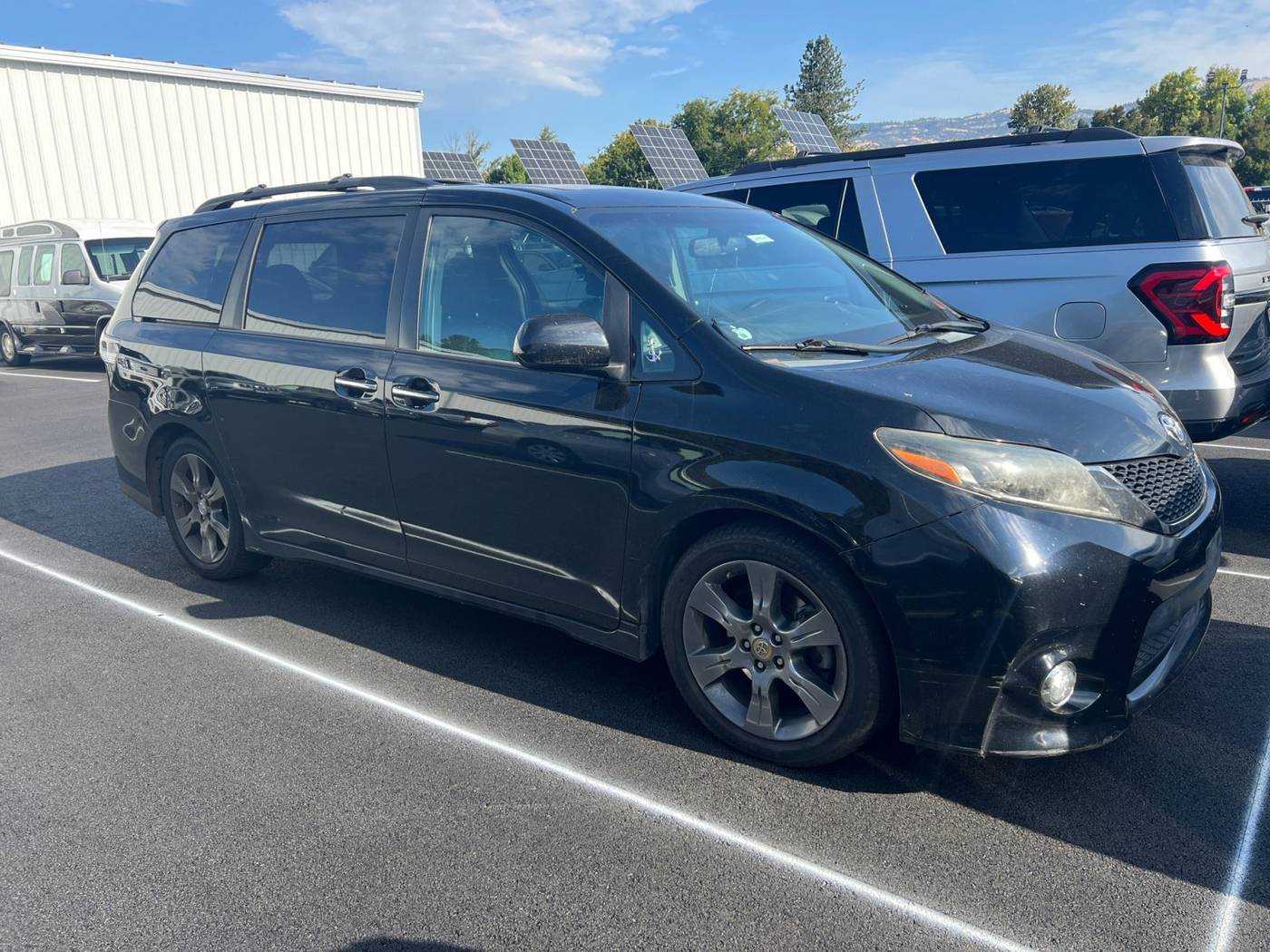 2015 Toyota Sienna SE — Minivan — 88,508 mi — Ashland, OR