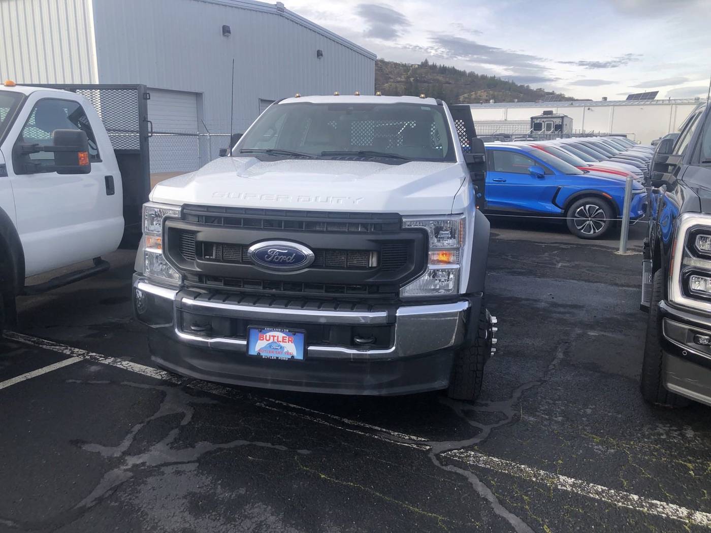 2022 Ford Super Duty F-550 Chassis Cab XL — Chassis Cab Truck — 35,207 mi — Ashland, OR