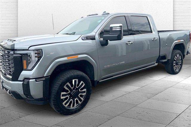 2025 GMC Sierra 2500HD Denali Ultimate — Pickup Truck — 8,000 mi — Independence, MO