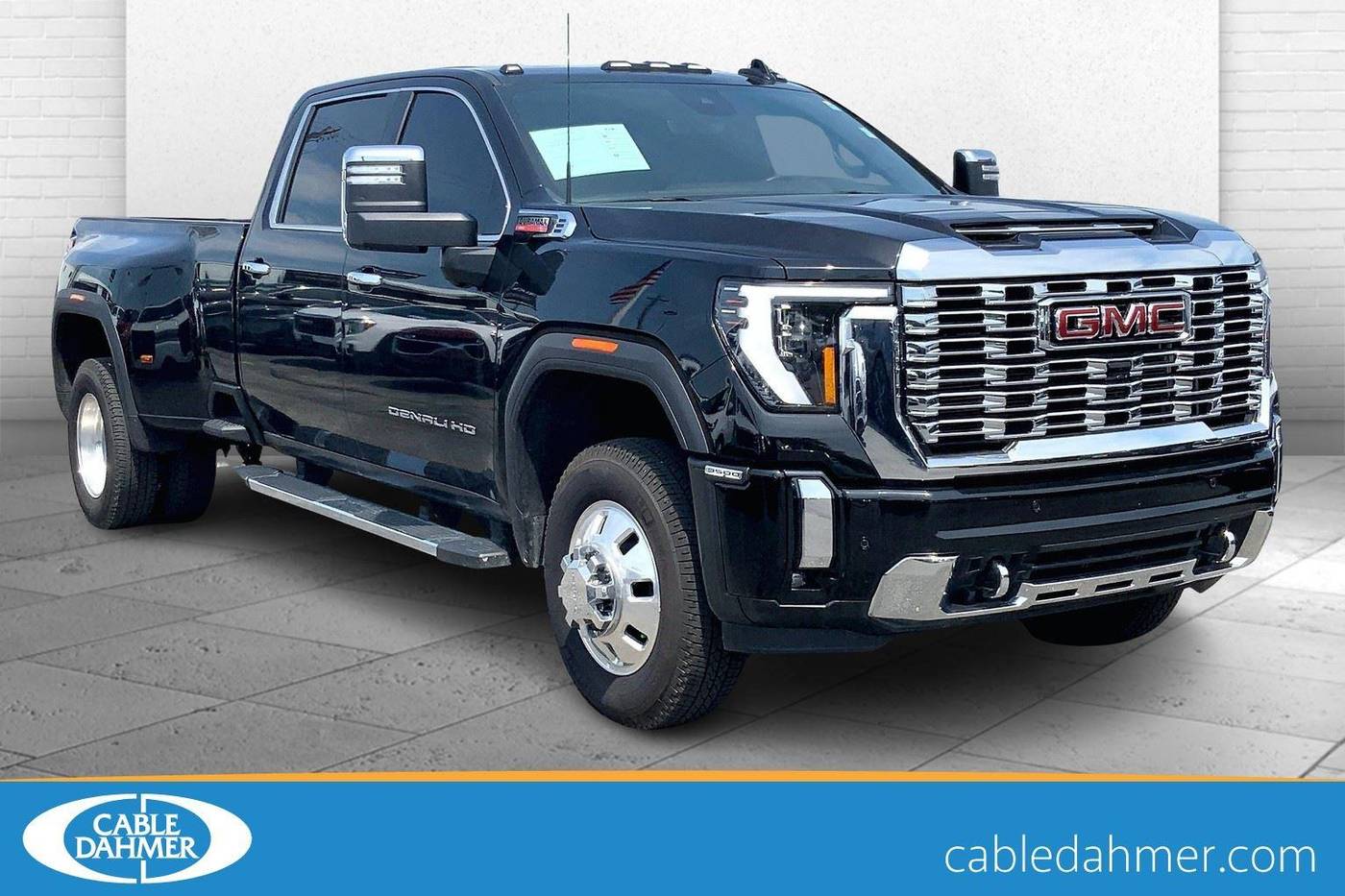 2025 GMC Sierra 3500HD Denali — Pickup Truck — 28,460 mi — Independence, MO