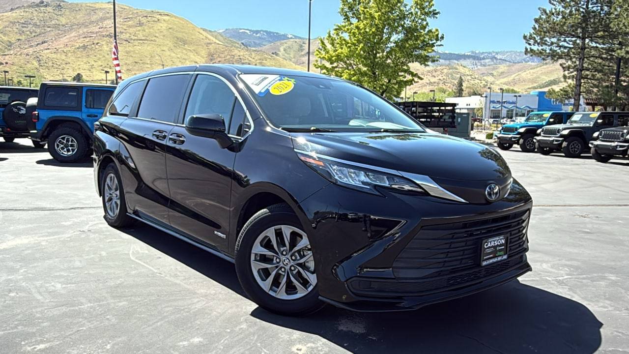 2021 Toyota Sienna LE — Minivan — 57,415 mi — Carson City, NV