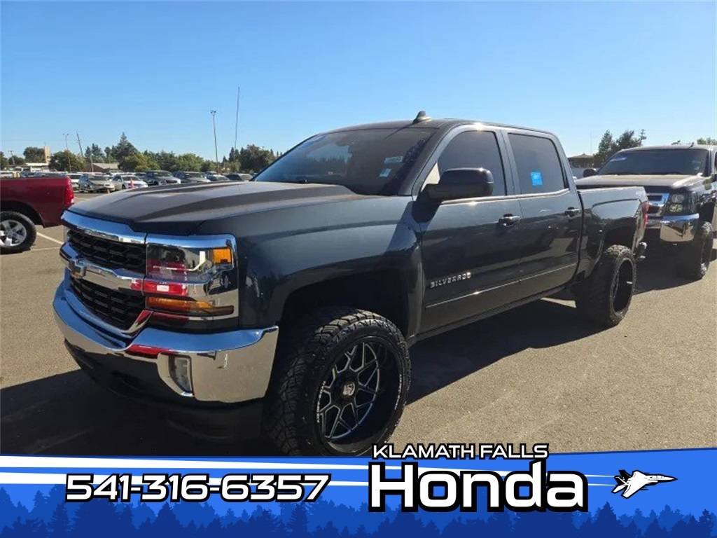 2017 Chevrolet Silverado 1500 LT — Pickup Truck — 101,481 mi — Klamath Falls, OR