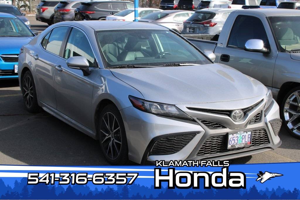 2022 Toyota Camry SE — Sedan — 43,131 mi — Klamath Falls, OR