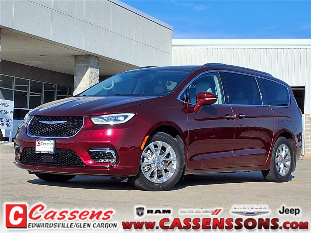 2021 Chrysler Pacifica Touring L — Minivan — 49,474 mi — Glen Carbon, IL