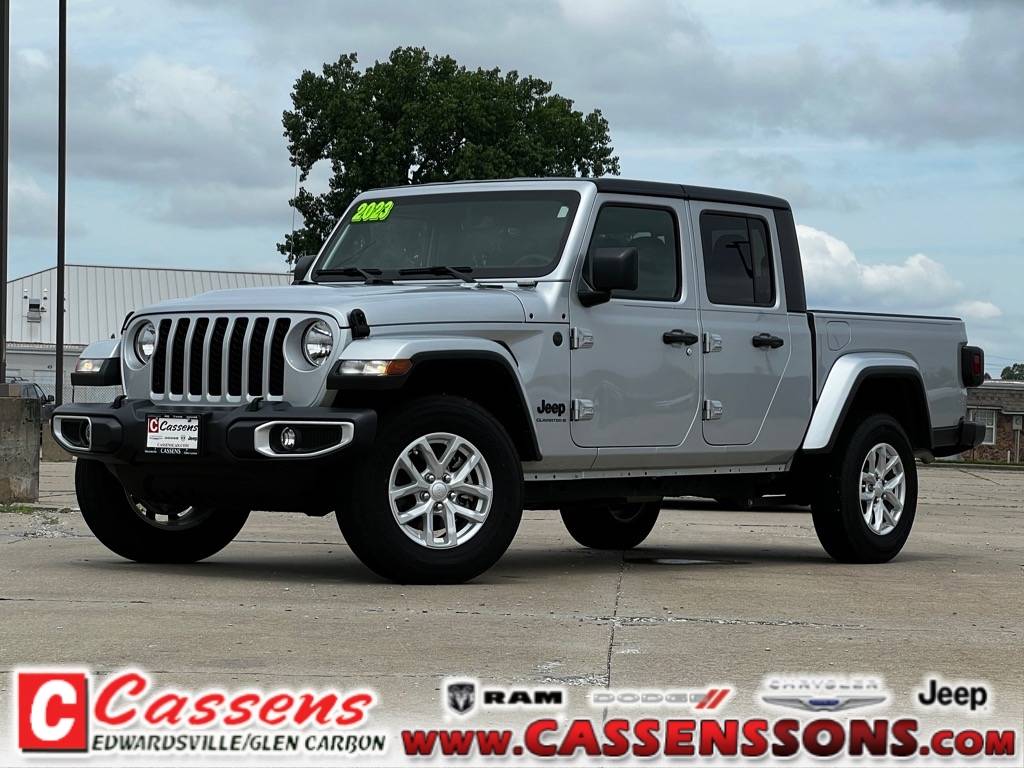 2023 Jeep Gladiator Sport S — Pickup Truck — 8,742 mi — Glen Carbon, IL