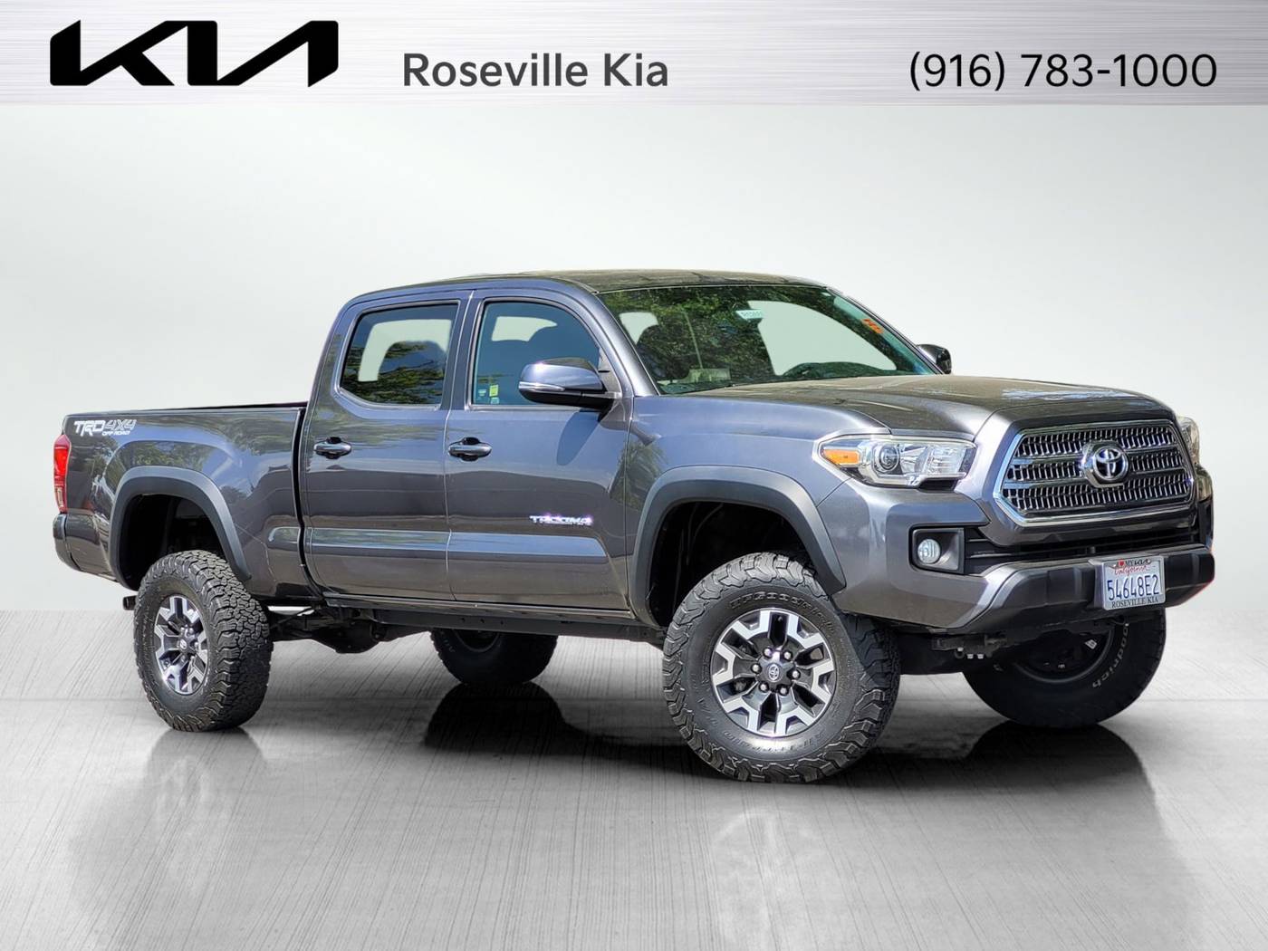 2017 Toyota Tacoma SR5 — Pickup Truck — 14,669 mi — Roseville, CA