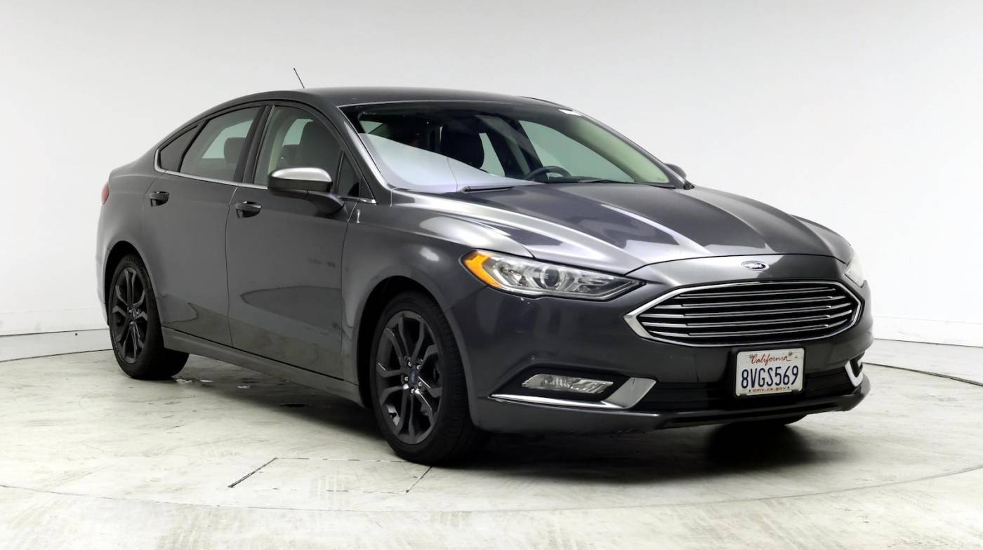 2018 Ford Fusion SE — Sedan — 97,438 mi — Oceanside, CA