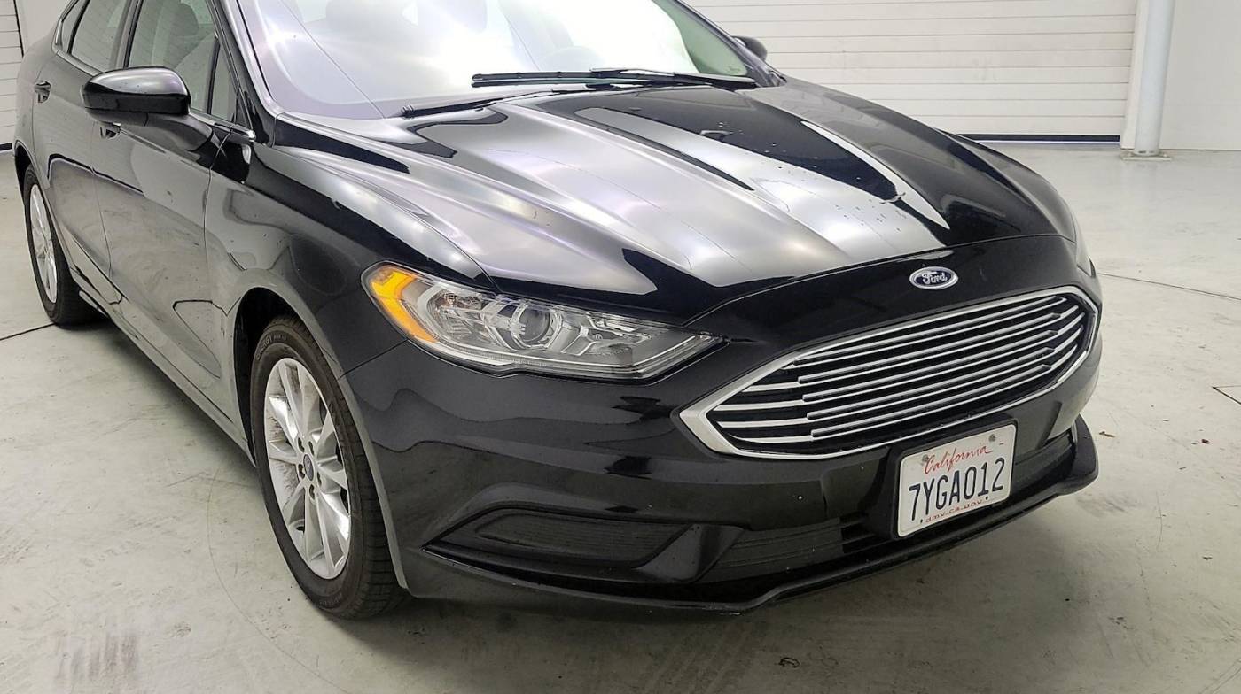 2017 Ford Fusion SE — Sedan — 58,760 mi — Oceanside, CA