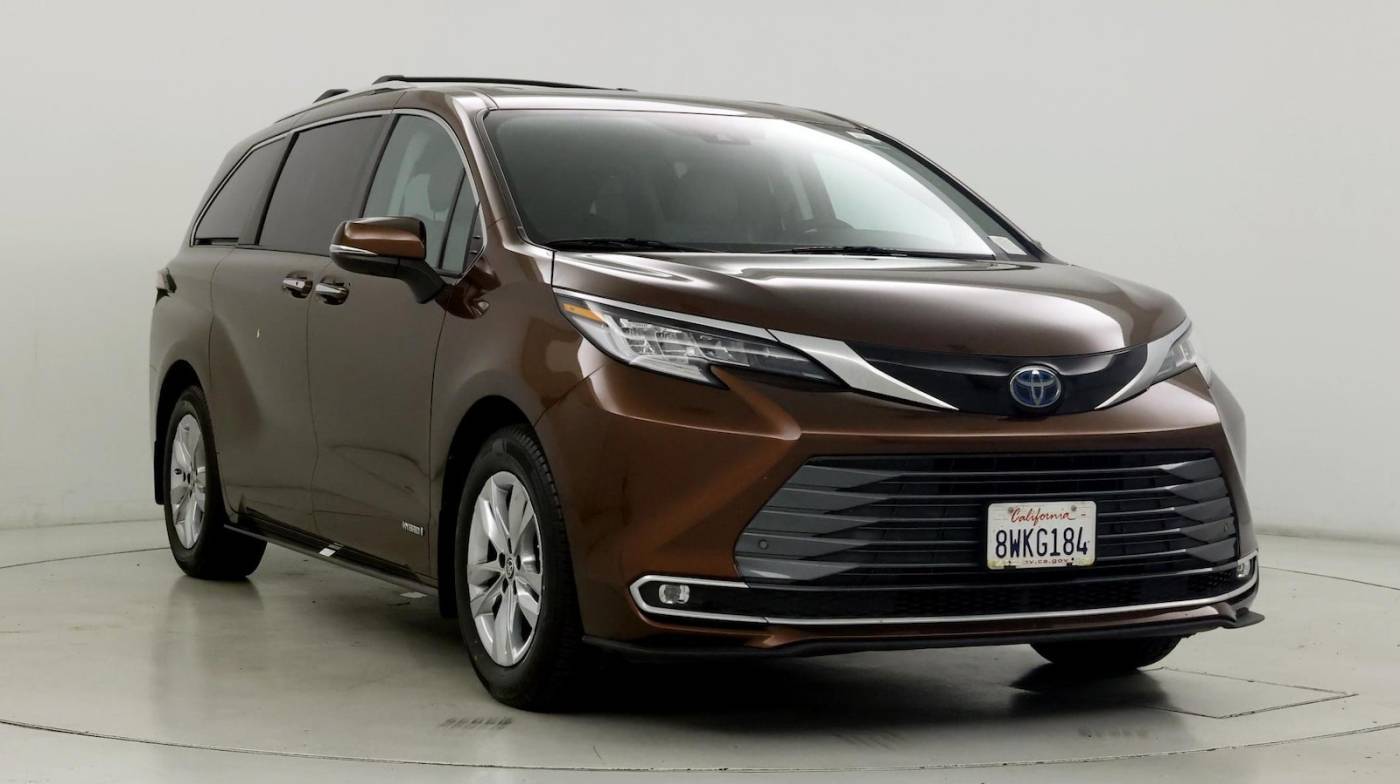2021 Toyota Sienna Limited — Minivan — 36,467 mi — Oceanside, CA