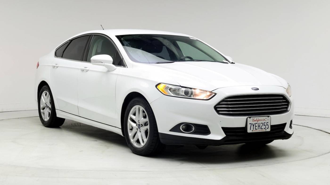 2016 Ford Fusion SE — Sedan — 92,907 mi — Oceanside, CA