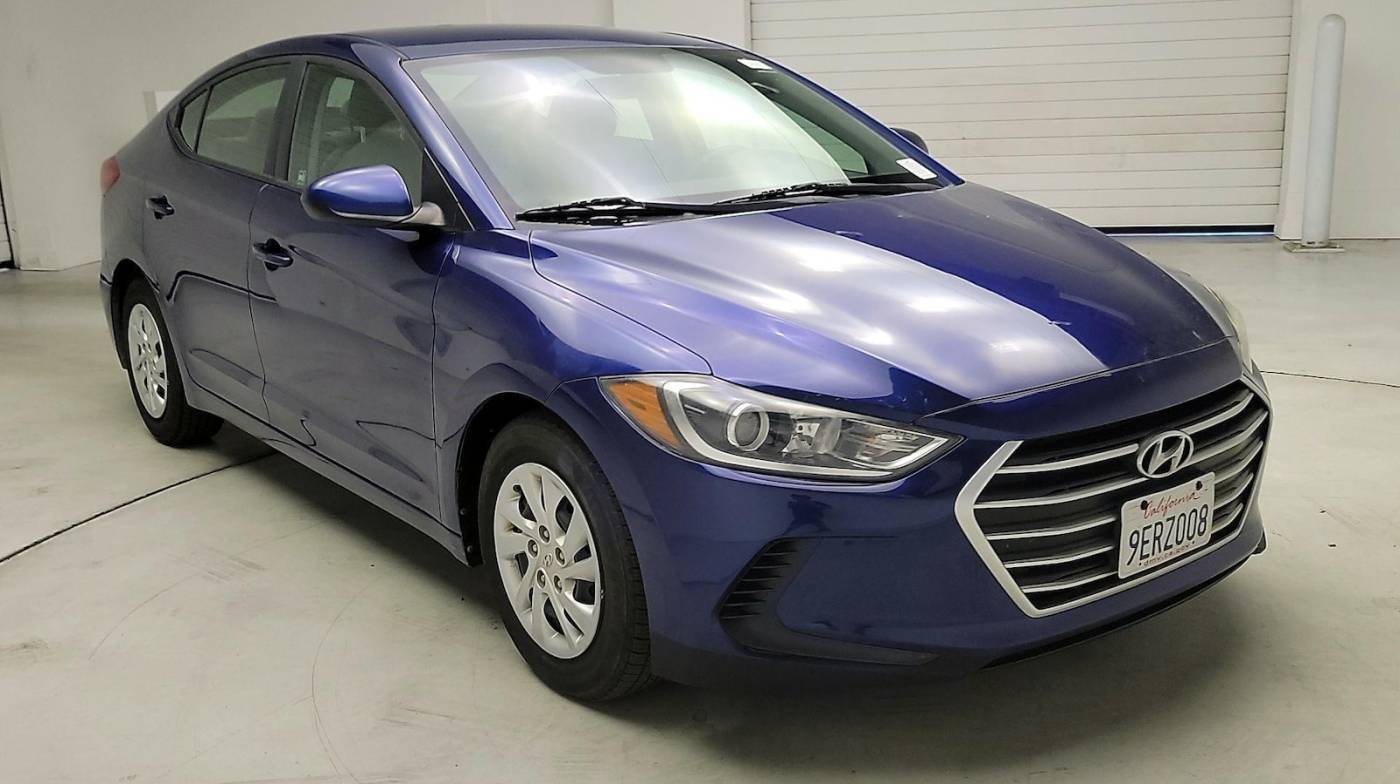 2017 Hyundai Elantra SE — Sedan — 70,677 mi — Oceanside, CA