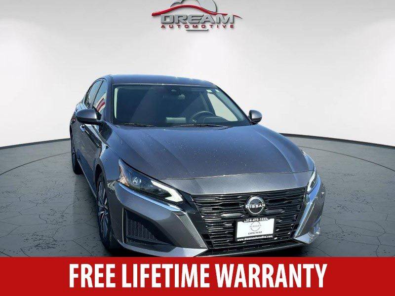 2023 Nissan Altima SV — Sedan — 45,729 mi — Wood River, IL