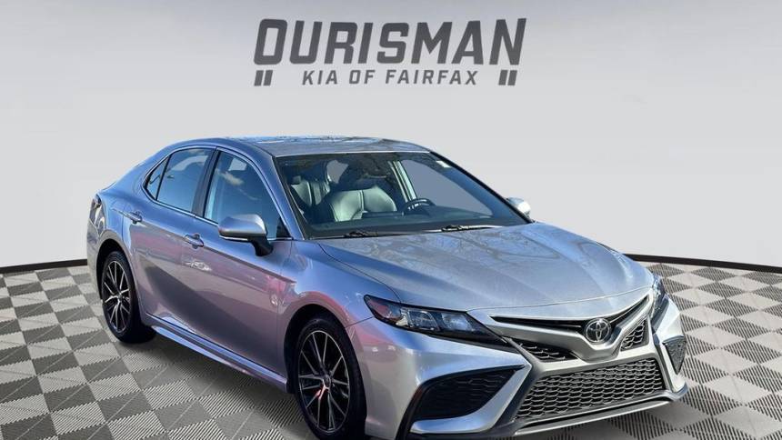 2022 Toyota Camry SE — Sedan — 63,252 mi — Fairfax, VA