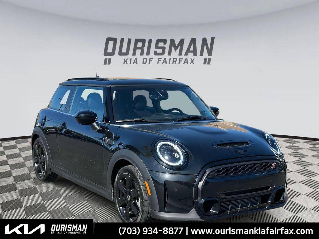 2023 MINI Hardtop Cooper S Classic — Hatchback — 10,125 mi — Fairfax, VA