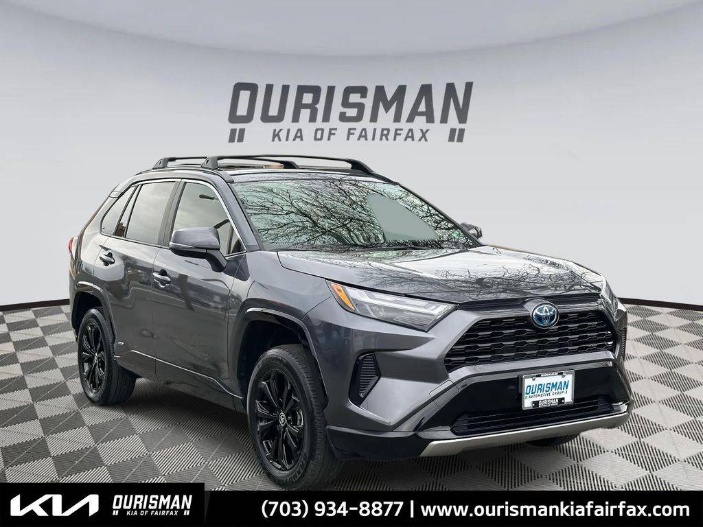 2022 Toyota RAV4 Hybrid SE — SUV — 19,485 mi — Fairfax, VA