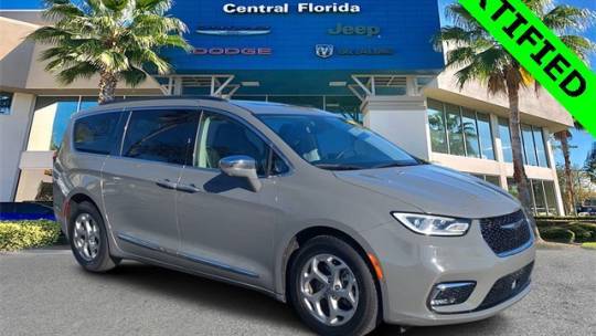 2022 Chrysler Pacifica Limited — Minivan — 74,596 mi — Orlando, FL