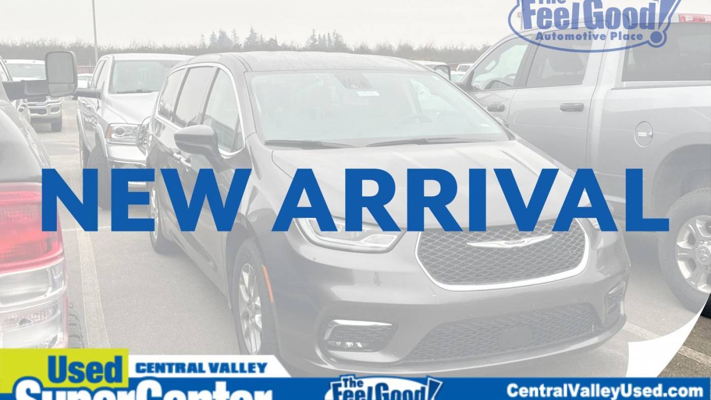 2023 Chrysler Pacifica Touring L — Minivan — 62,751 mi — Modesto, CA