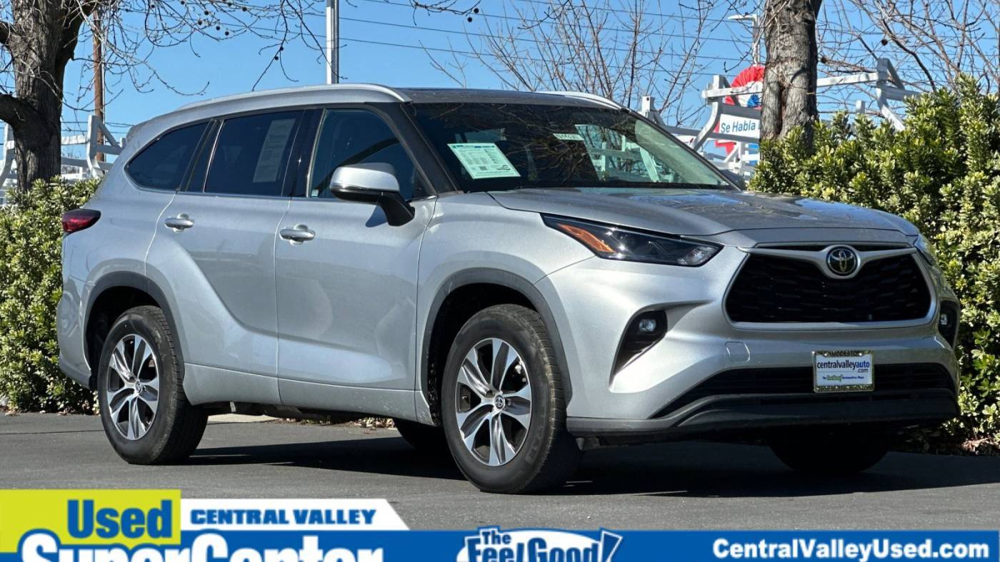 2022 Toyota Highlander XLE — SUV — 63,561 mi — Modesto, CA